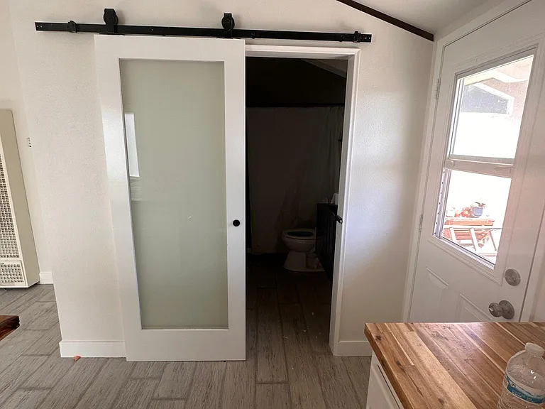 4391 Green Ave #B — Photo 7