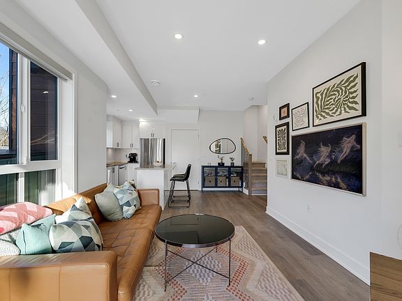 4th image of 37808 3rd Ave #207