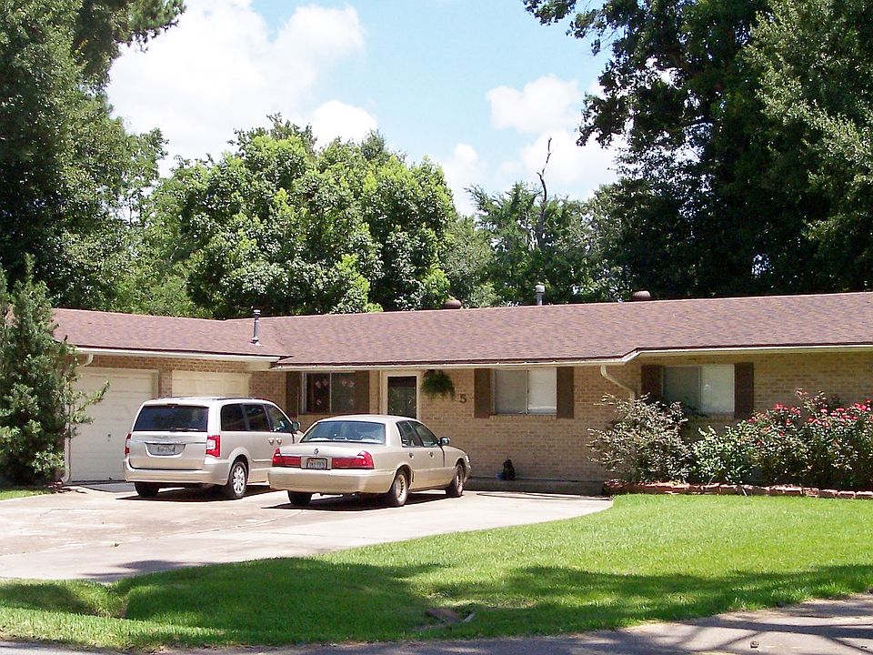 415 Potter Drive