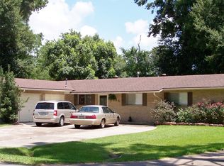 415 Potter Dr, Beaumont, TX 77707