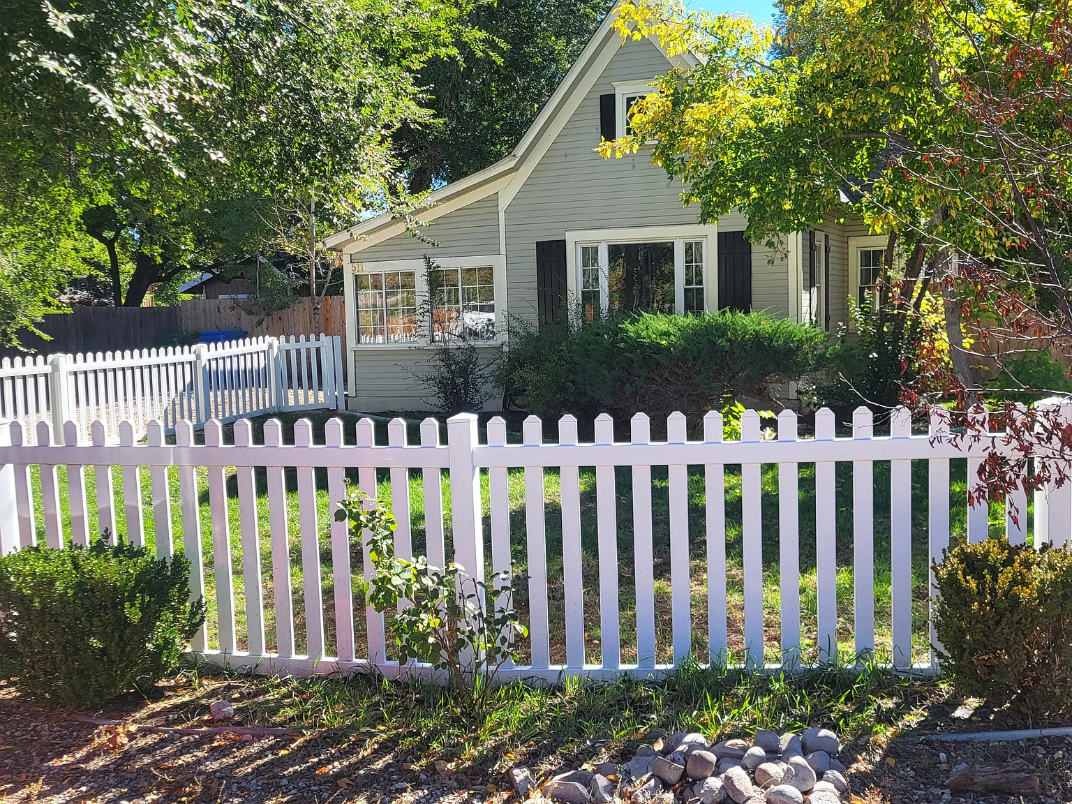 4 bed, 1770 sqft, $2,450 — Photo 2