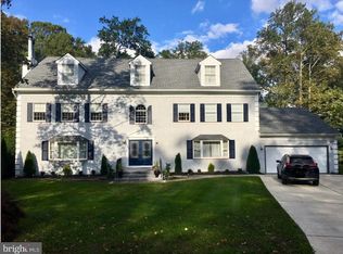 22 Gregory Ct, Cherry Hill, NJ 08034