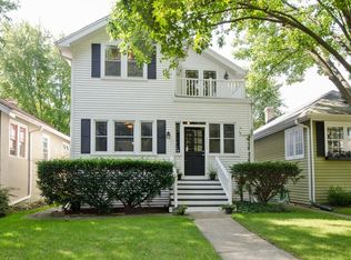 2212 Grant St, Evanston, IL 60201