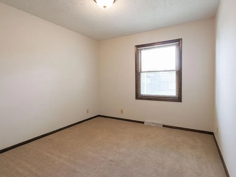 13435 Westwood Ln — Photo 15