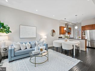 1402 Swann St NW #3, Washington, DC 20009