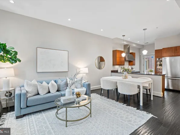 1402 Swann St NW #3, Washington, DC 20009