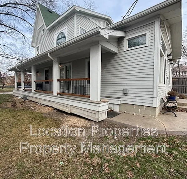 1704 Mississippi St — Photo 4