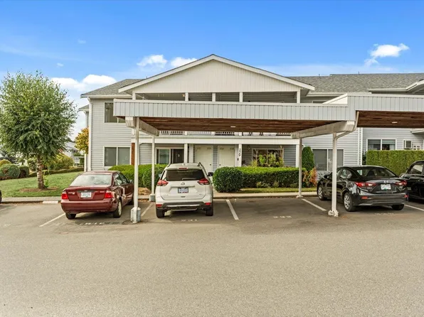 32691 Garibaldi Dr #232, Abbotsford, BC V2T 5T7