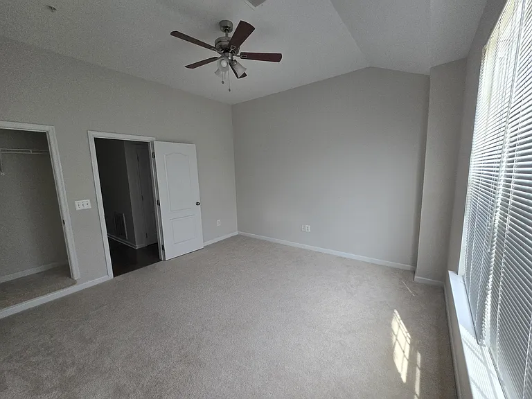 85 Strother Ln #203 — Photo 7
