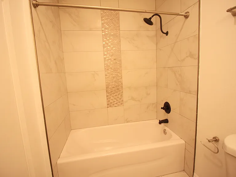 1832 Rockefeller Ln #8 — Photo 14