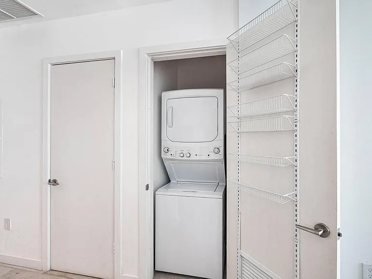 480 NE 31st St #1603 — Photo 27