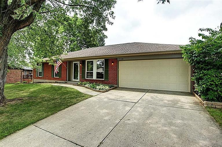 1st image of 2238 Robinhood Dr