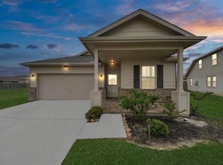 503 Thunder Cloud Dr, Baytown, TX 77523