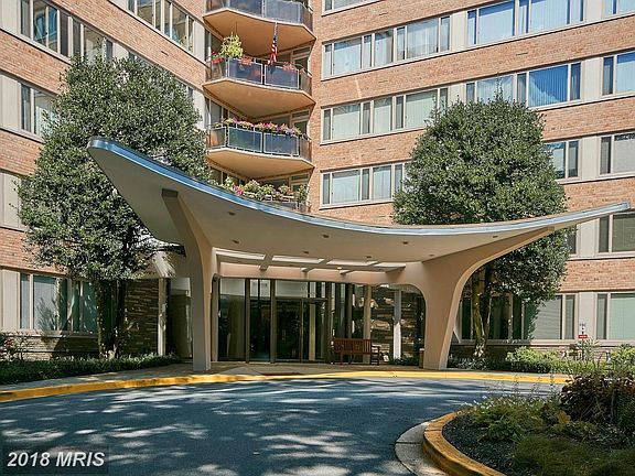 2nd image of 4101 Cathedral Ave NW APT 601