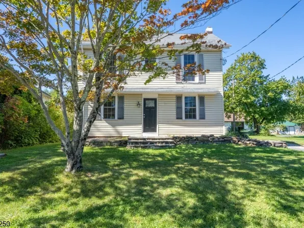 103 Kingwood Stockton Rd, Delaware Twp., NJ 08559