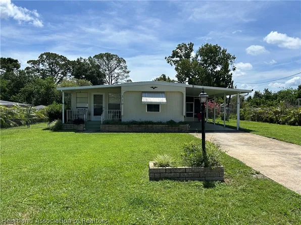 310 Pine Tree Ln, Sebring, FL 33872