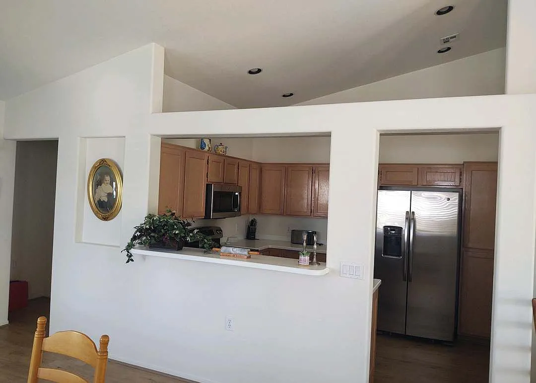 2 bed, 1128 sqft, $1,800 — Photo 3