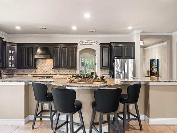 3rd image of 9614 Blackberry Terrace Dr
