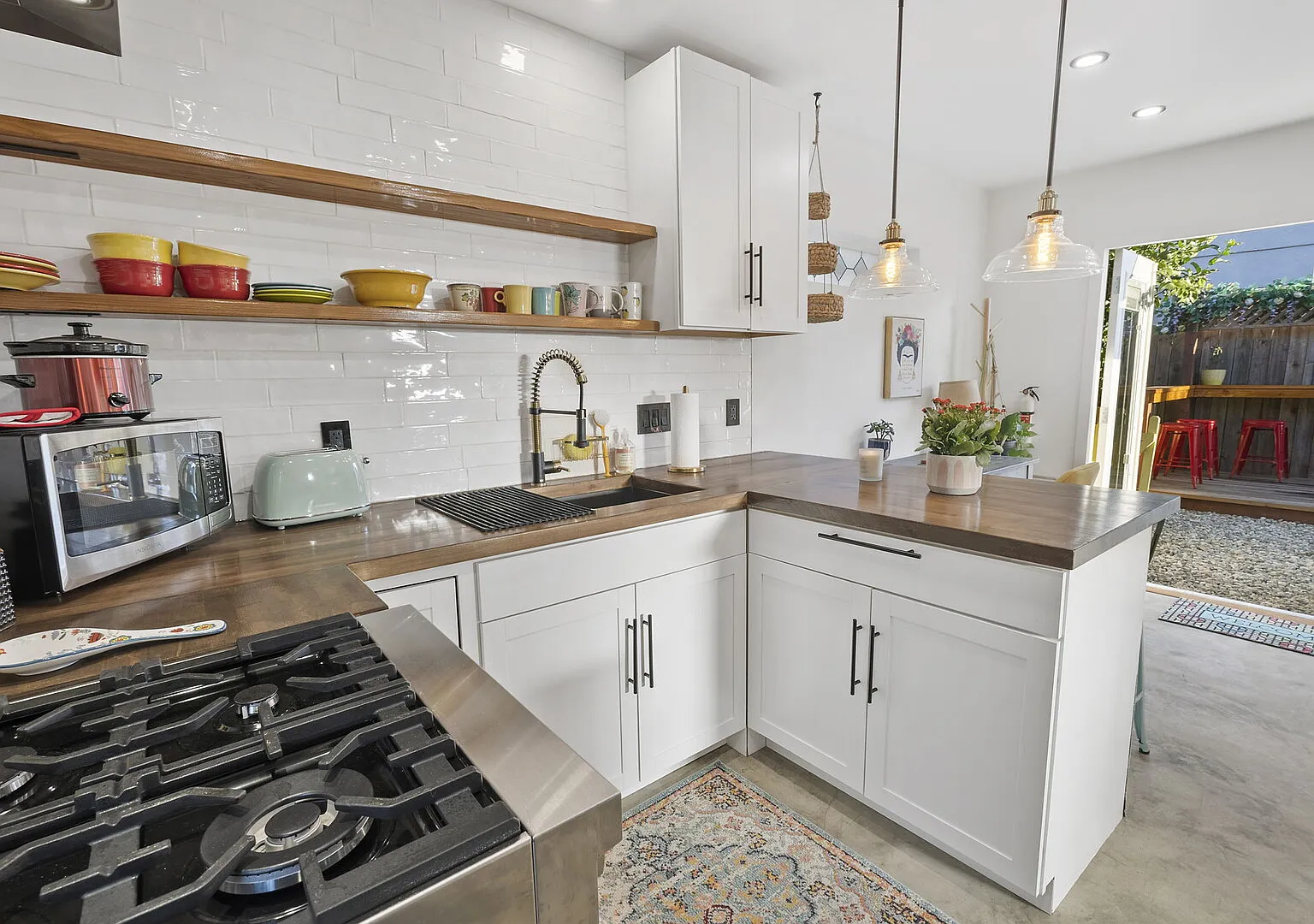 Charming West Adams home with every amenity — Photo 1