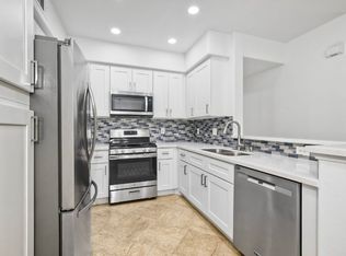 12810 Via Nieve UNIT 63, San Diego, CA 92130