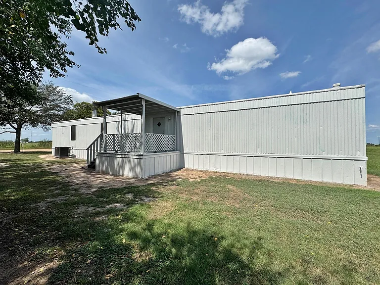 2478 Hintz Rd — Photo 2