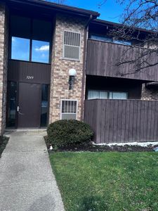 3249 Mayfield Rd APT 16, Cleveland Heights, OH, 44118