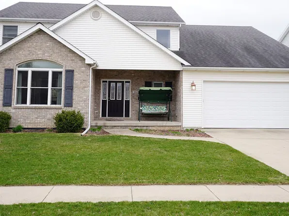 2947 Wolf Creek Ln, Normal, IL 61761
