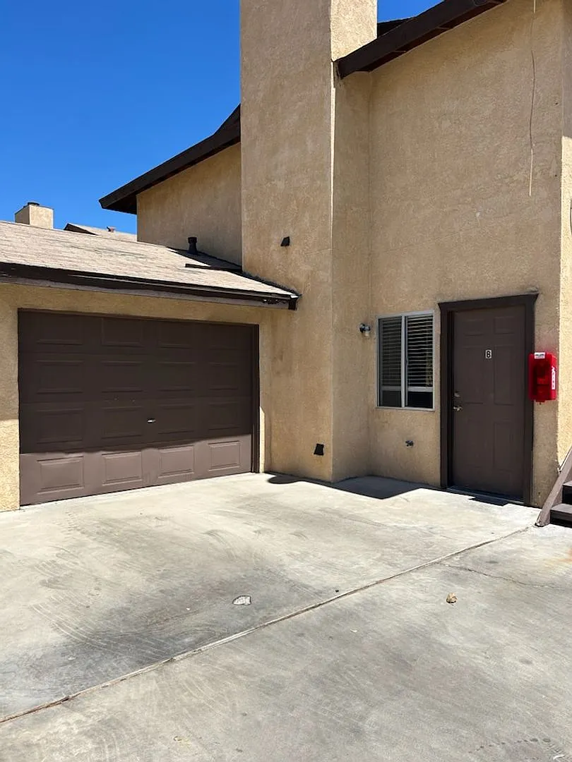 724 S. Norma St. — Photo 1