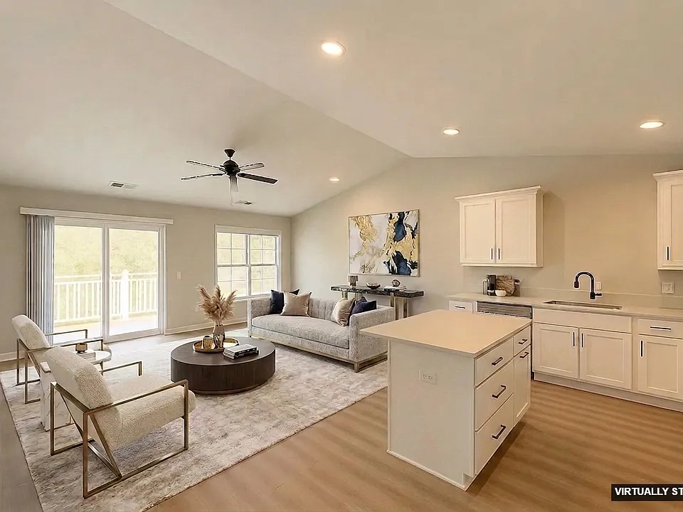 2709 Silvernail Rd #8