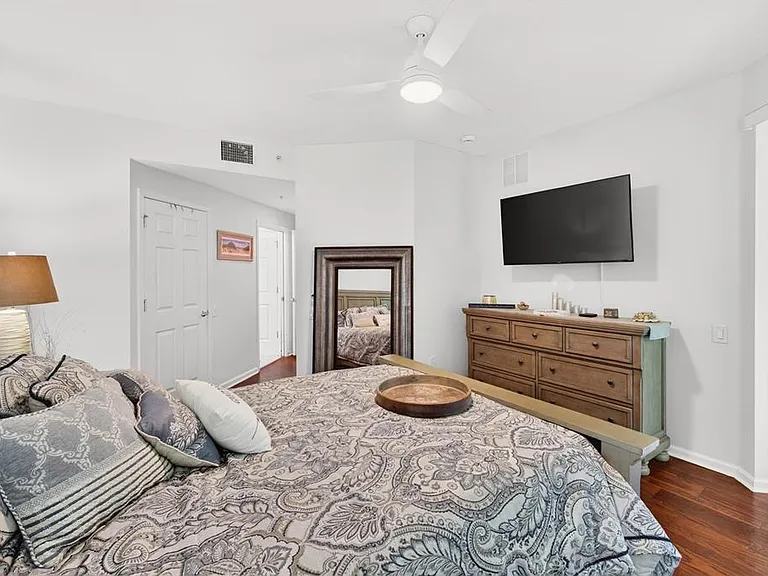 852 Lantern Way — Photo 26