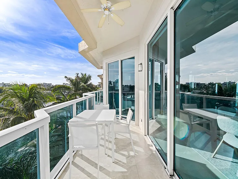 516 Hendricks Isle #4C — Photo 12