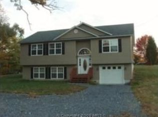 196 Audrey Ln, Inwood, WV 25428