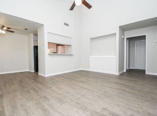 ROOKWOOD GOLF APARTMENTS, Montgomery, TX 77356