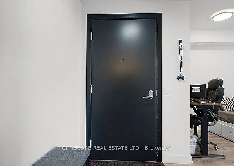 5 Wellington St S #814 — Photo 9