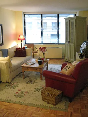 Sold by Newell and Assoc. | media 9