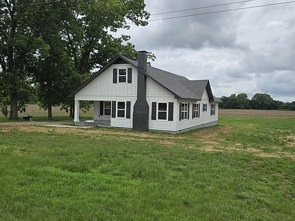 4th image of 3025 Highway 222