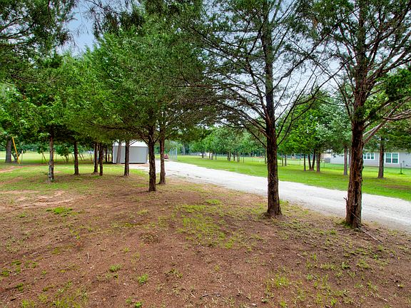 5th image of 1469 Cedar Mills Rd