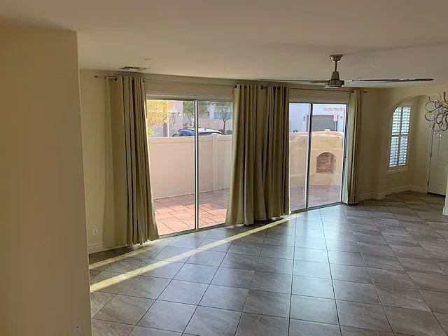 1102 S Annie Ln — Photo 4