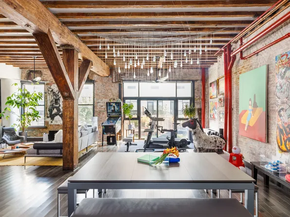 85 North 3rd Street image 1 of 13