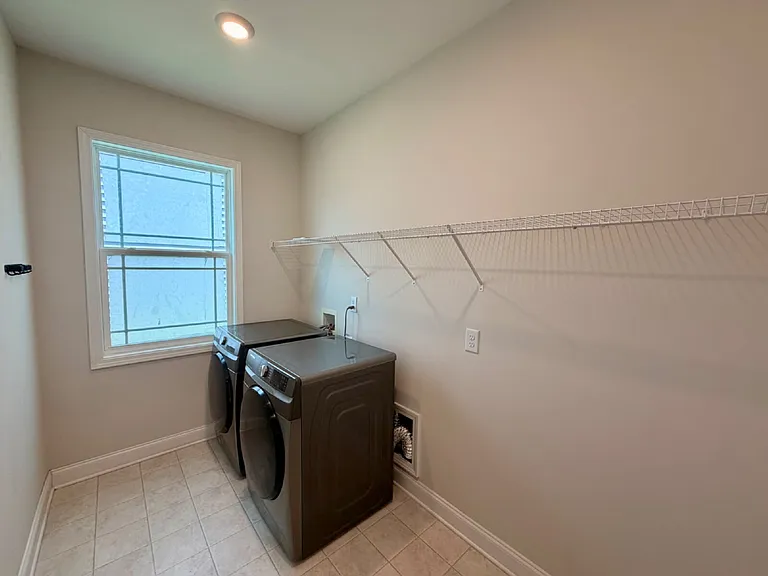 628 Colston Ln — Photo 25