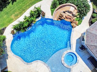 10 Lake Garda Dr, Missouri City, TX 77459