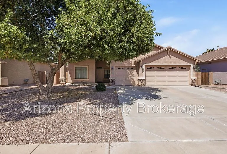 15006 W Cameron Dr — Photo 1