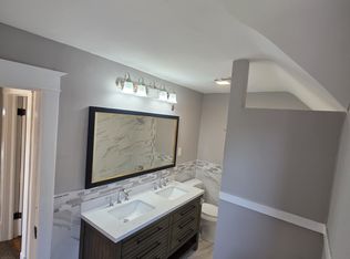 (Undisclosed Address), Saint Paul, MN 55104