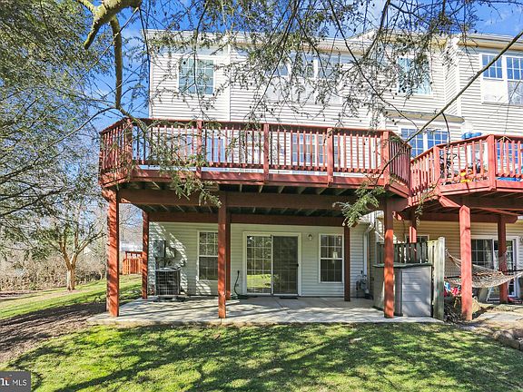 3rd image of 13785 Lambertina Pl