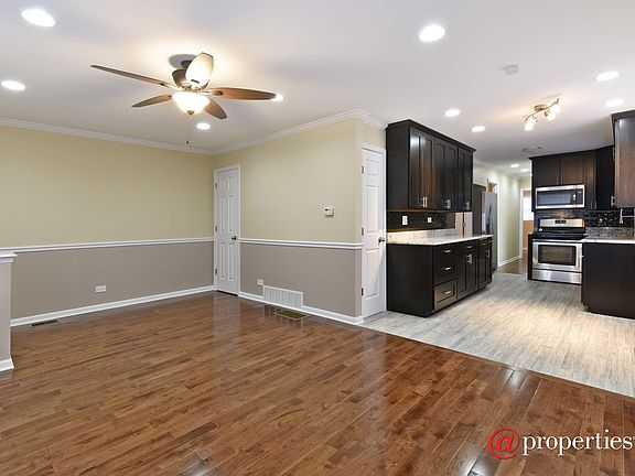 Kitchen / Living Room