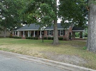 2528 Meiggs Rd, Chesapeake, VA 23323