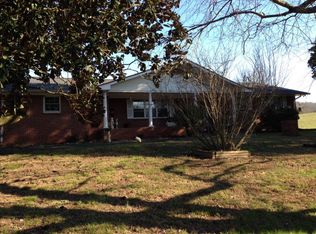 2446 Lake Francis Rd NE, Dalton, GA 30721