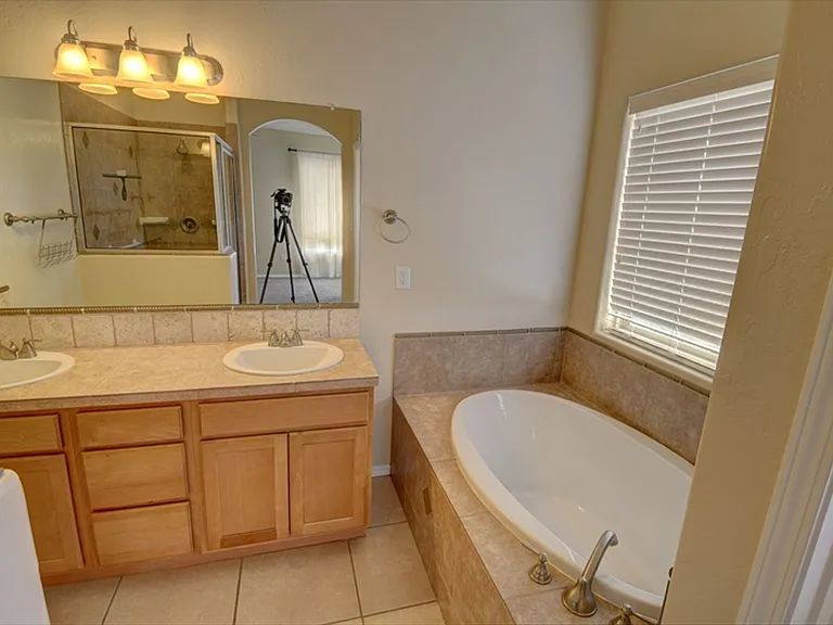 5512 Costa Uerde Rd NW — Photo 9
