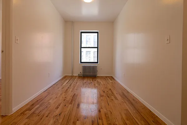 Rented by Compass | media 9