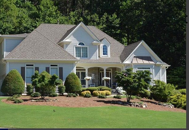 2nd image of 1302 Amberwood Dr